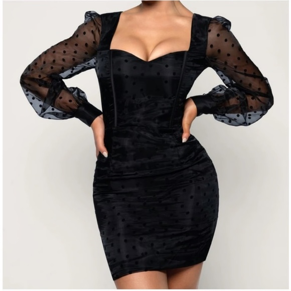 Meshki Gracelynn NWOT Puff Sleeve Black Dotted Organza Mini Dress Sz S - Picture 1 of 10